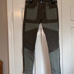 listing-status-banner